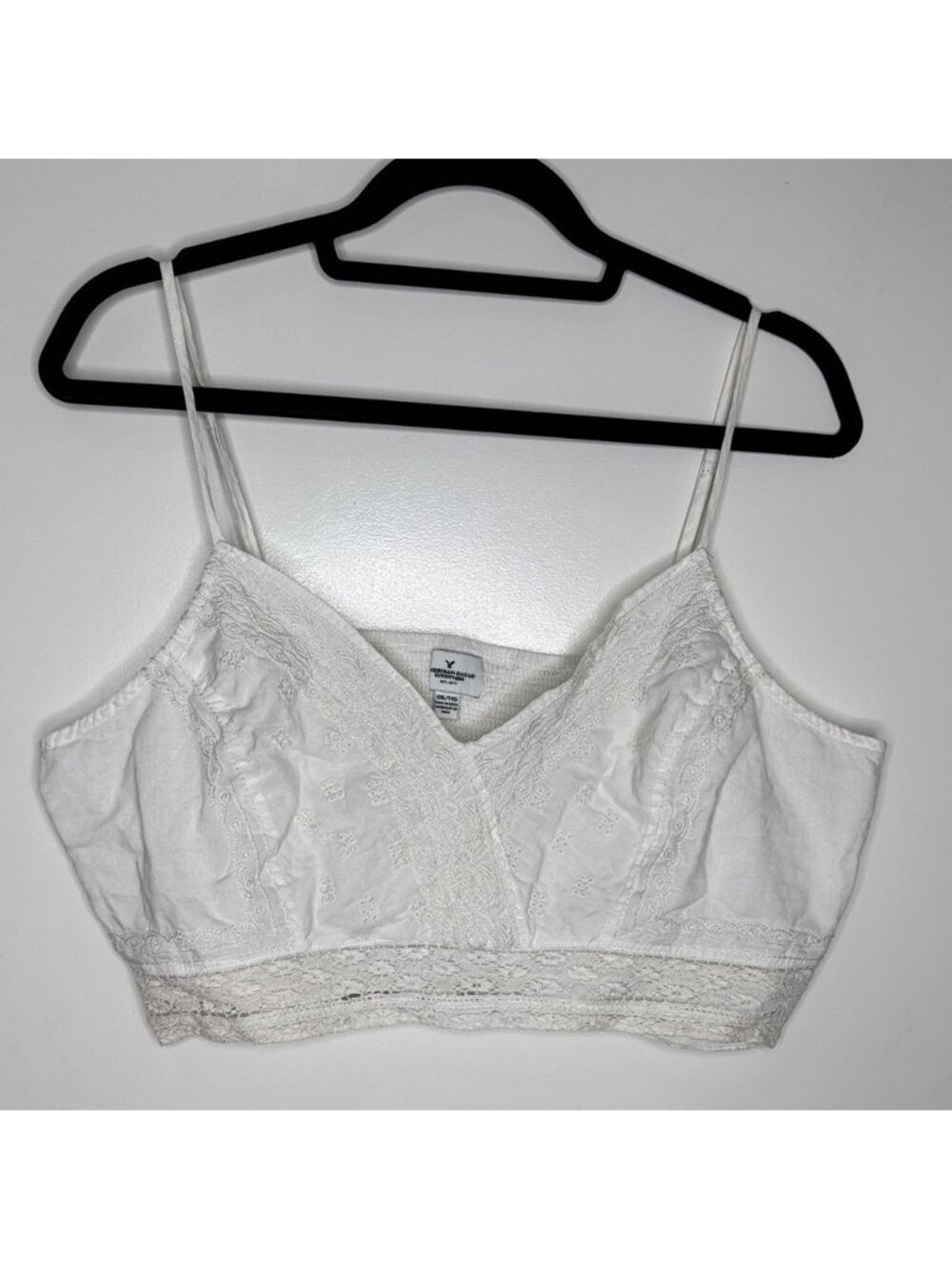 American Eagle Outfitters White Lace Cropped Cami